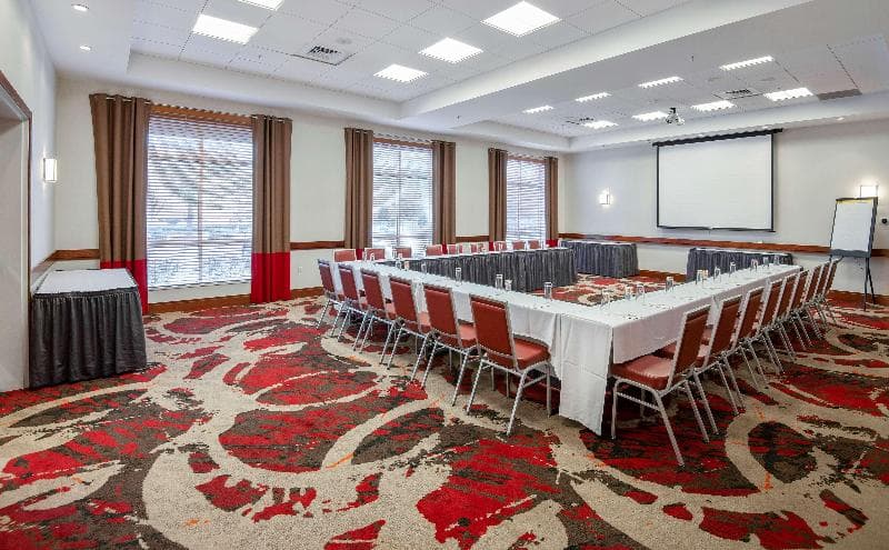 DoubleTree by Hilton Raleigh - Cary 1