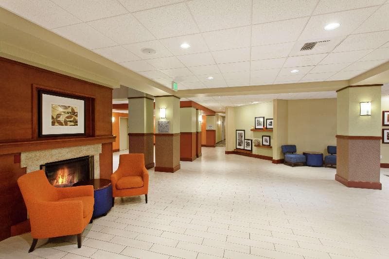 Hampton Inn & Suites Seattle-Airport/28th Ave 5