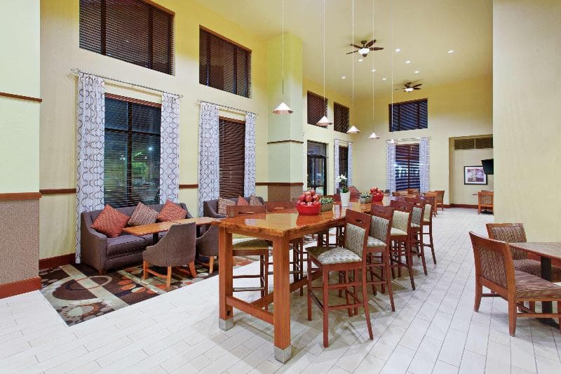 Hampton Inn & Suites Seattle-Airport/28th Ave 3
