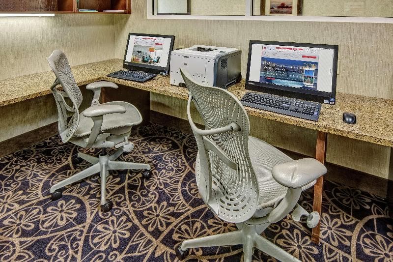 Hilton Garden Inn Tulsa Midtown photo 1