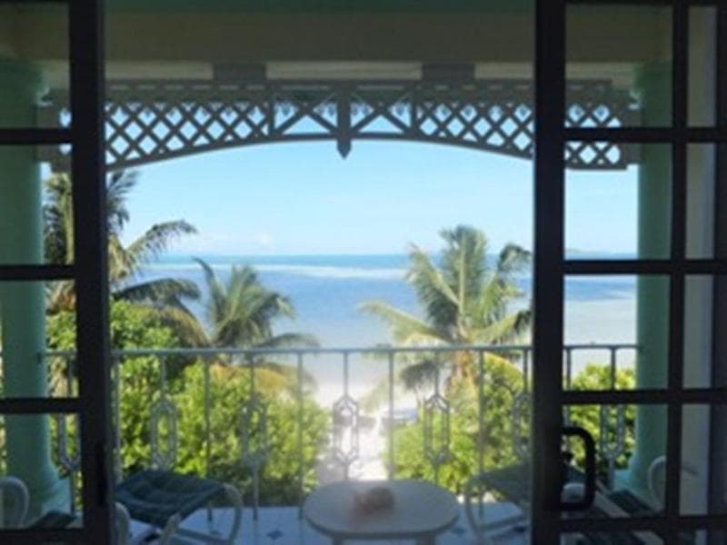 Palm Beach Hotel 4