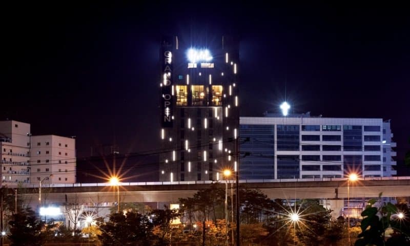 Lee Design Hotel main