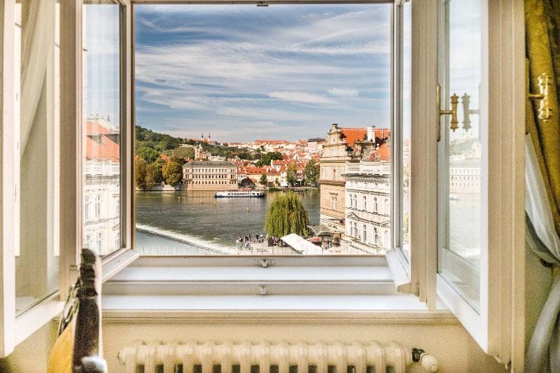 Charles Bridge Palace 3