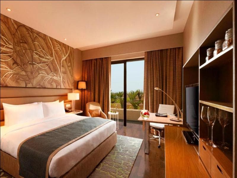 The Leela Ambience Convention Hotel Delhi 2