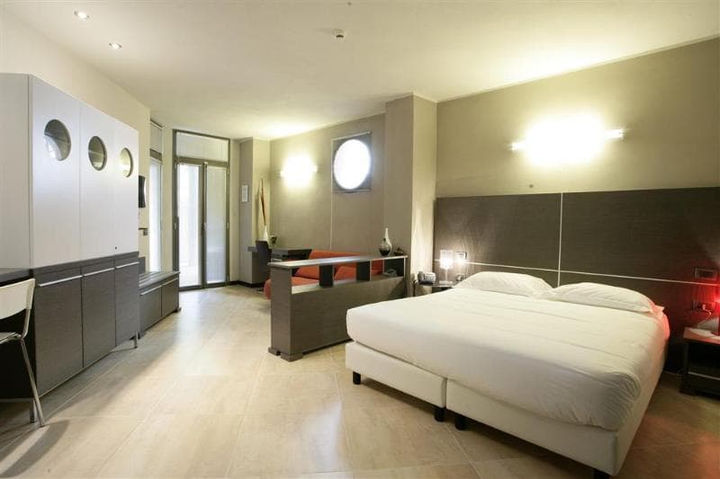 iH Hotels Firenze Select photo 1