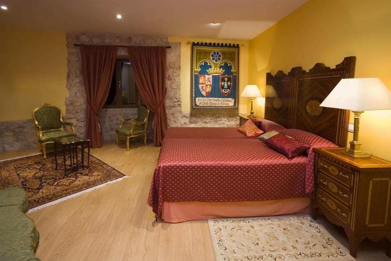 Residencia Real Castillo de Curiel 3
