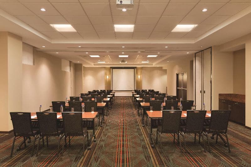 Hyatt Place San Jose/Pinares 1