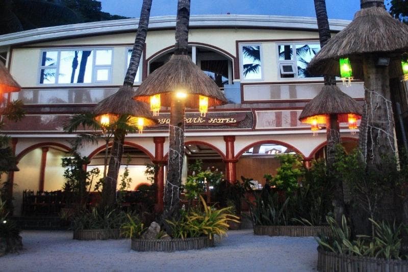 Royal Park Resort Hotel 4