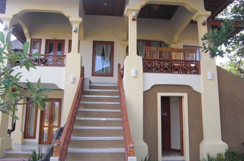 Arya Amed Beach Resort 3