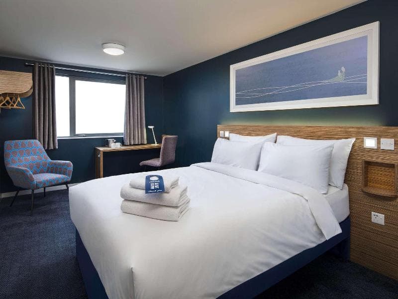 Travelodge Edinburgh Central Queen Street 4