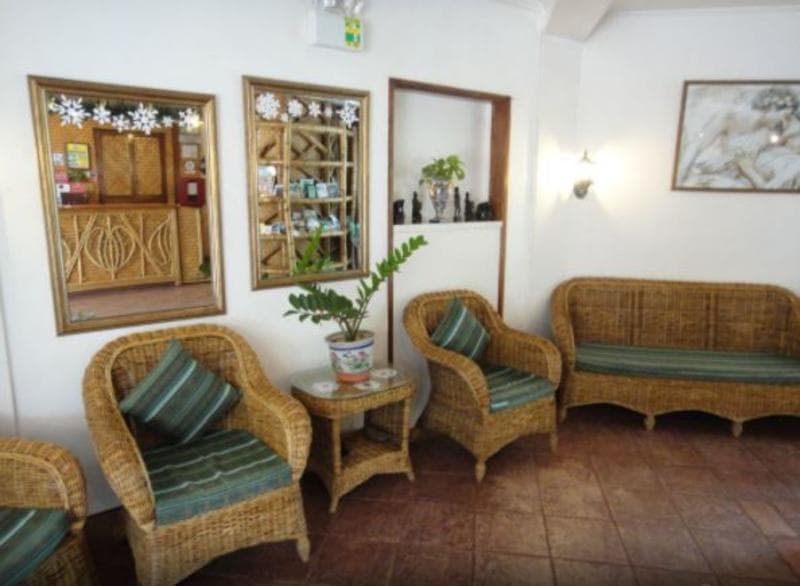 Dolce Vita Hotel & Restaurant 5