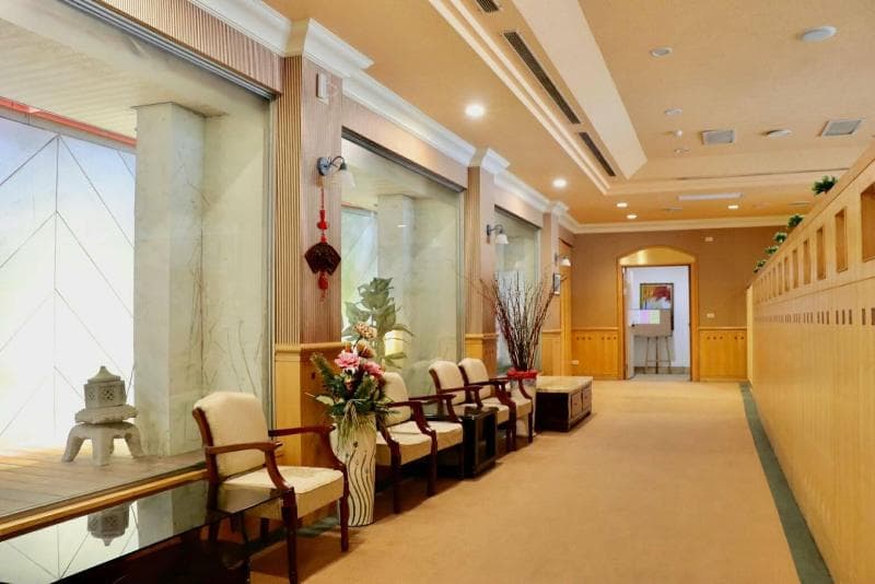 Oriental Hotel 3