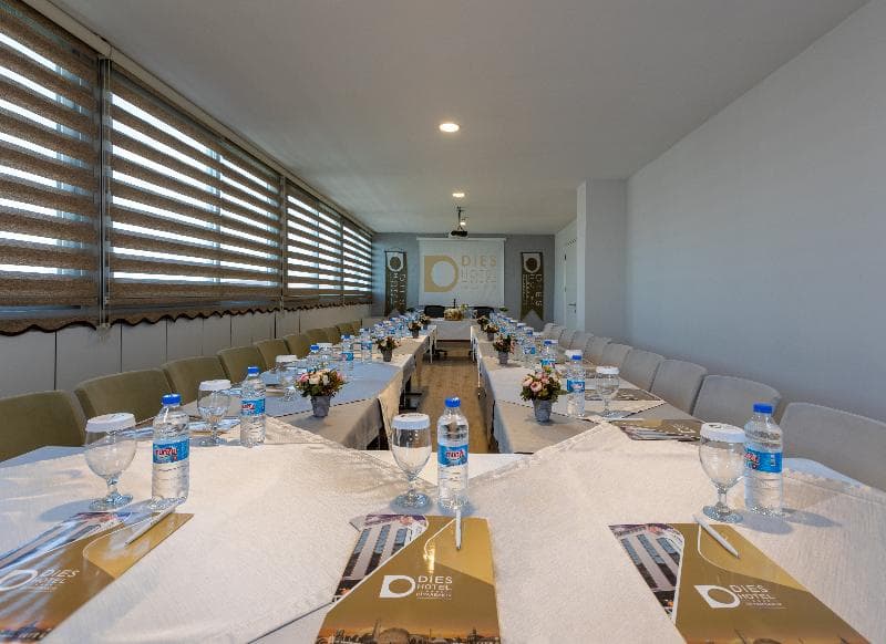 Dies Hotel 4