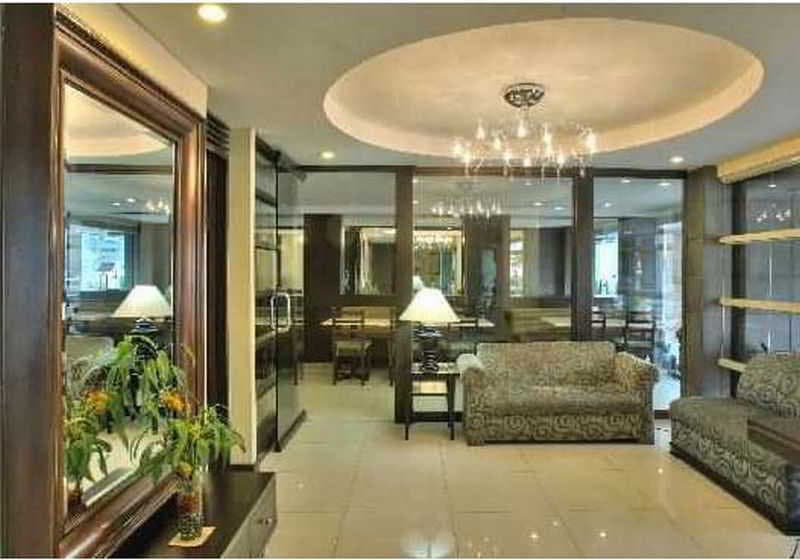 Fersal Hotel Neptune Makati 5
