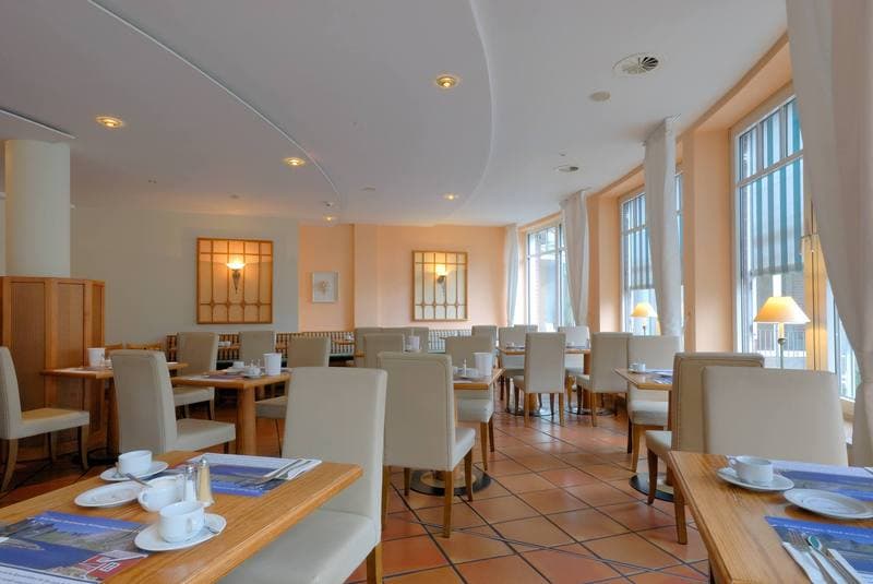 Hotel Golden Tulip Lübecker Hof 4
