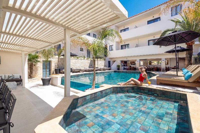 La Stella Suites 4