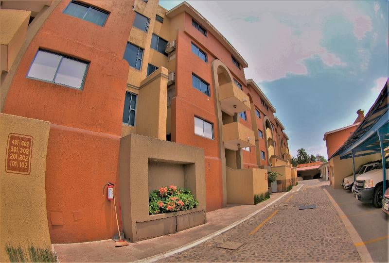 Hotel Marina Puerto Dorado 2