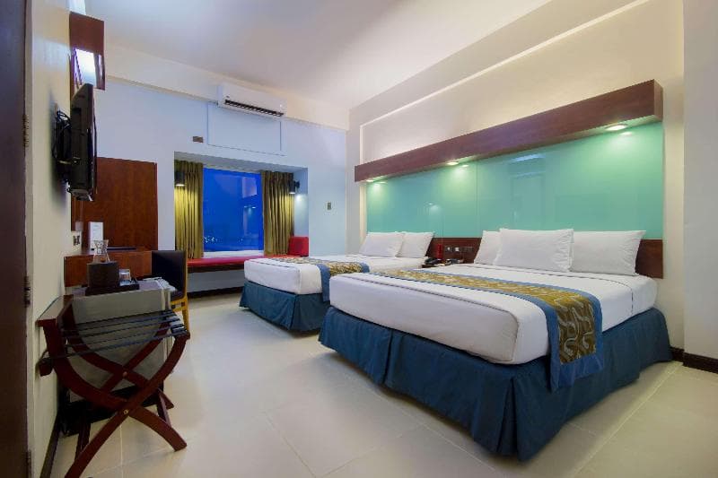 Microtel by Wyndham Mall of Asia 4