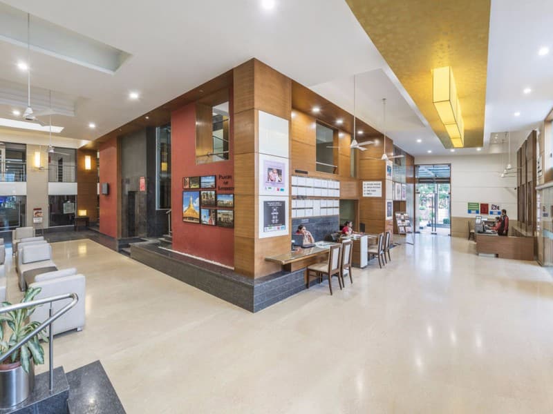GCC Hotel & Club 2