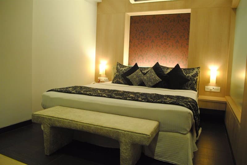 GCC Hotel & Club 3