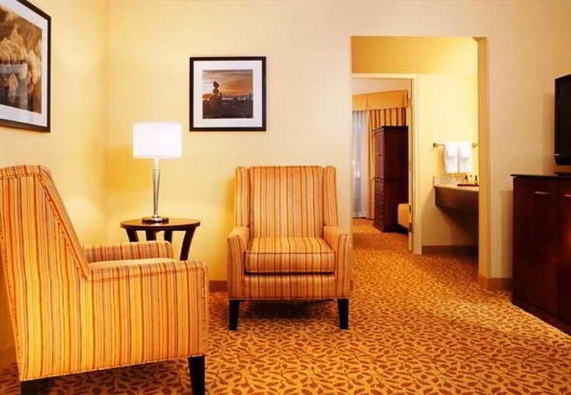 Vancouver Airport Marriott 5