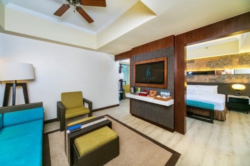 The Bellevue Resort photo 1