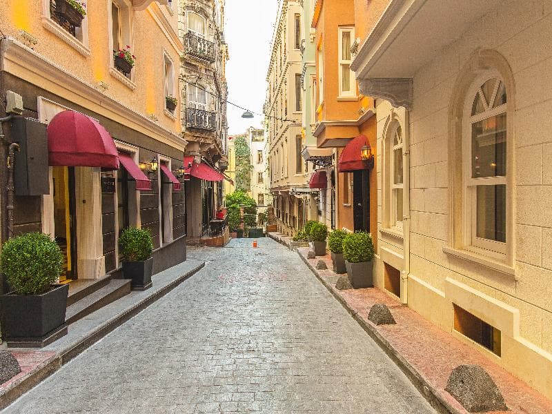 Meroddi Pera Flats 4