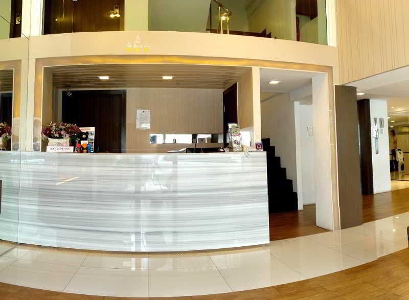 Nantra Silom 2