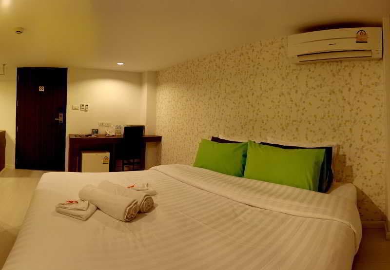 Nantra Silom 5