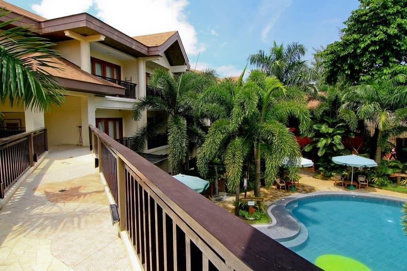 Boracay Tropics Resort Hotel 4