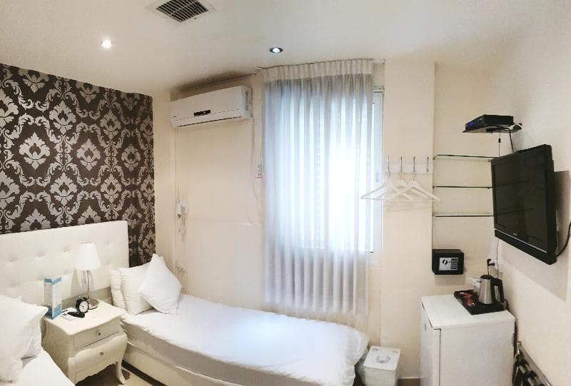 Central Hotel photo 1