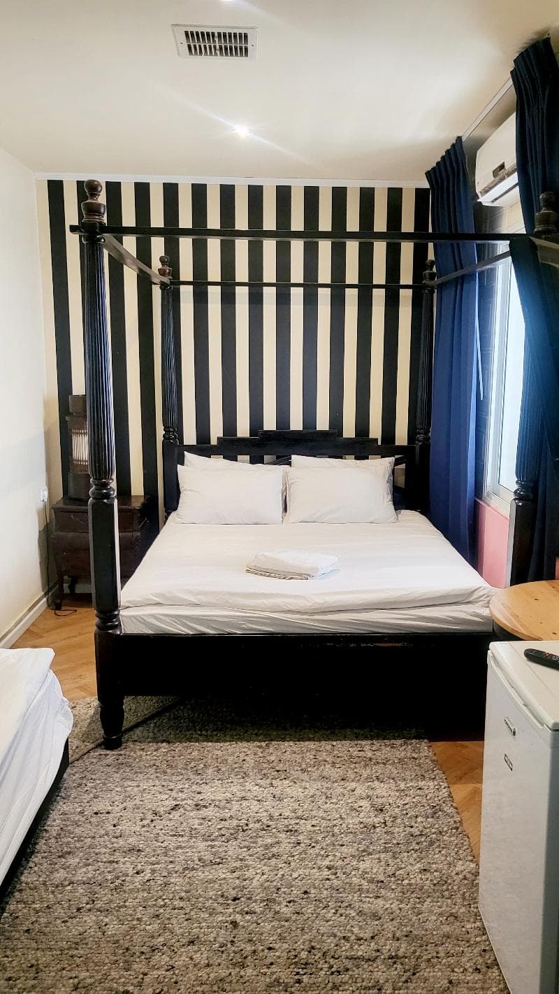 Central Hotel 5