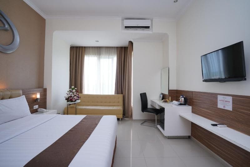 Lorin Sentul photo 1