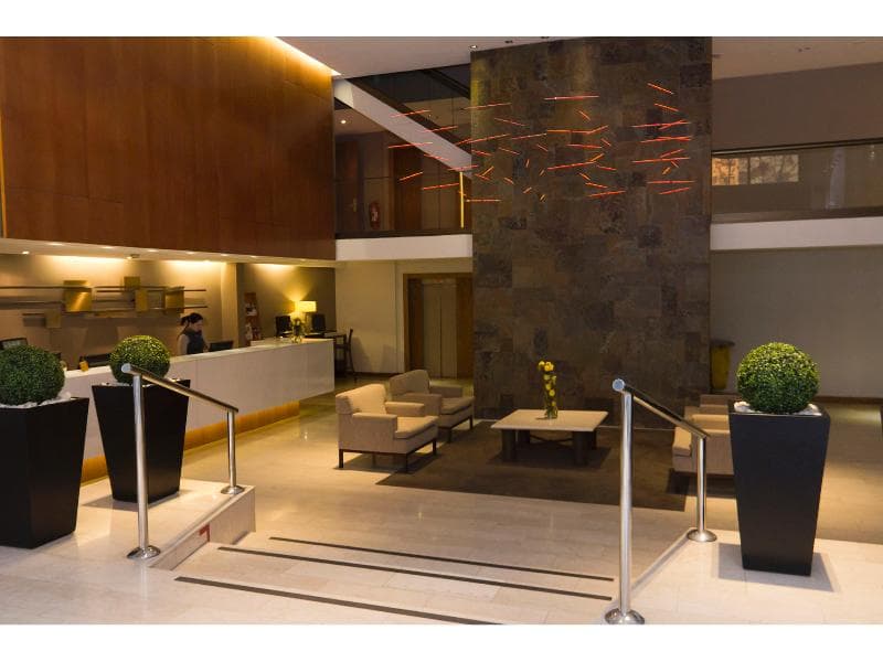 Hotel Director Vitacura 5