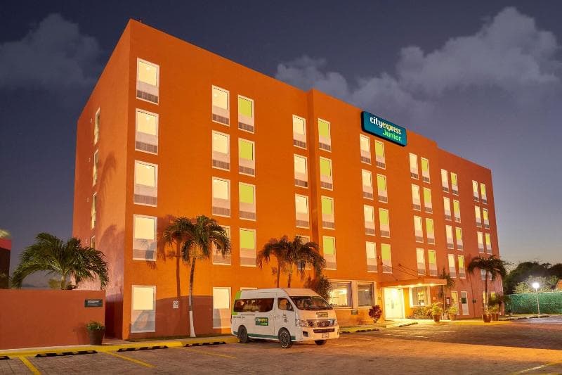 City Express Junior by Marriott Cancun 4