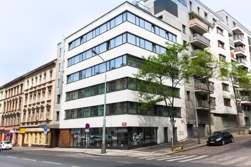 Ehrlich Hotel 2