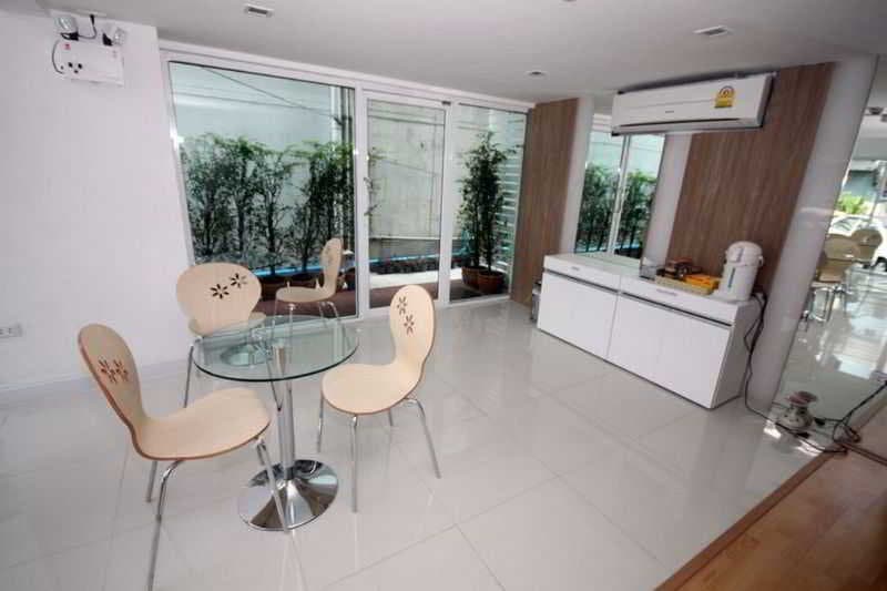 Nantra Ekamai, Bangkok photo 1