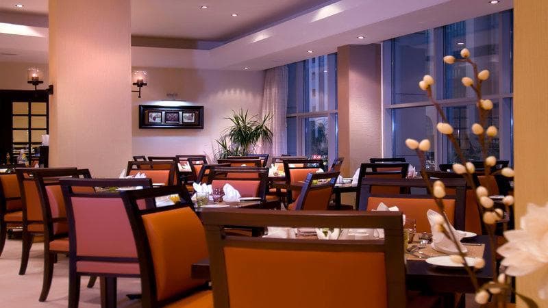 Holiday Inn Abu Dhabi Downtown photo 1