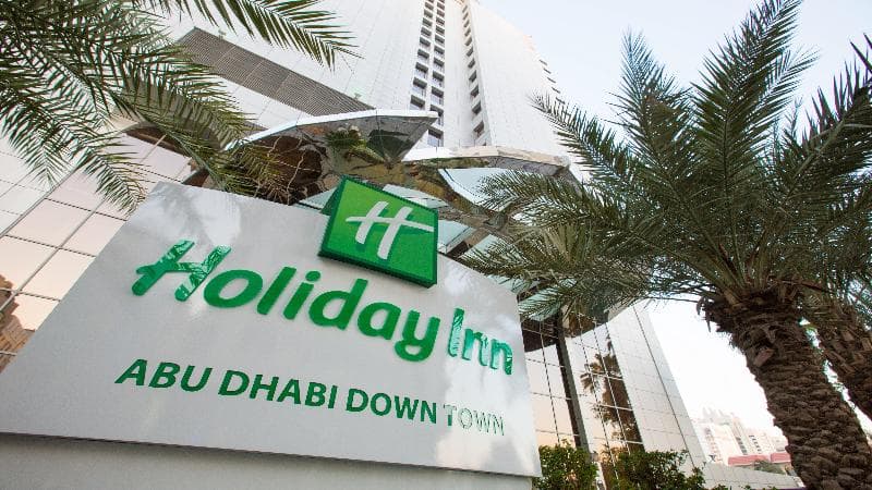 Holiday Inn Abu Dhabi Downtown 2