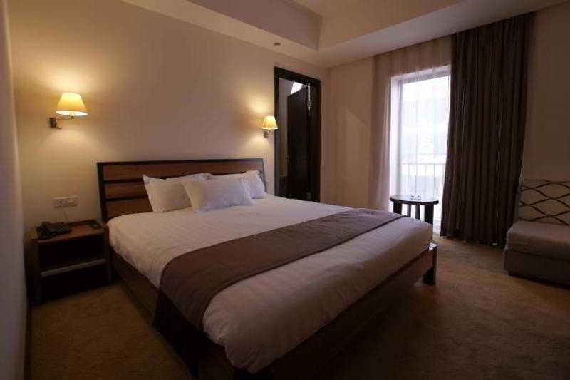 Bass Boutique Hotel 4