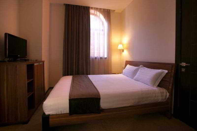 Bass Boutique Hotel 5