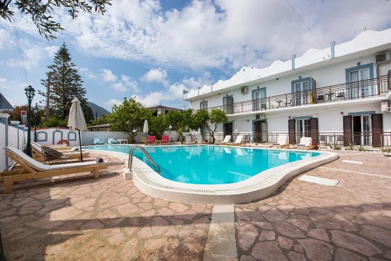 Aquarius Beach Eco-Hotel 5