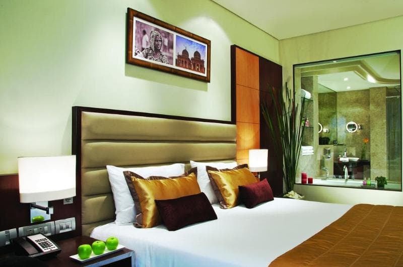 Vivanta Hyderabad Begumpet 5