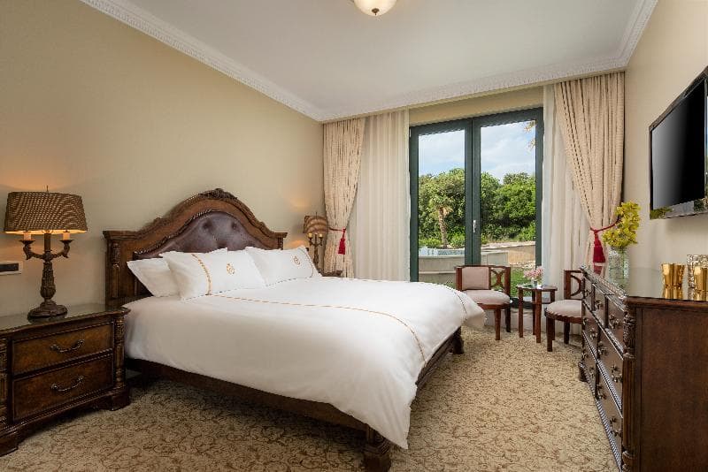 Royal Princess Hotel 2