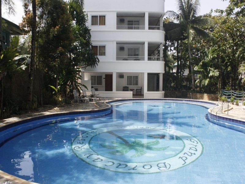 Grand Boracay Resort 4