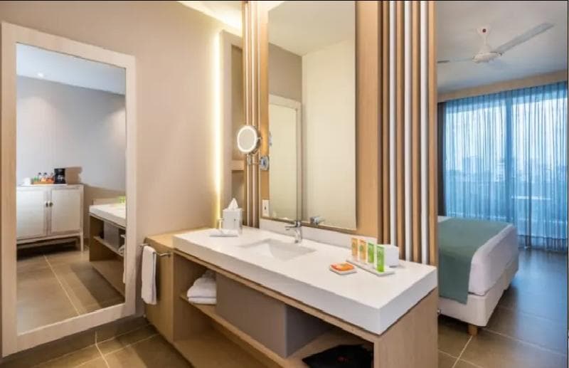 Hotel Irotama Lago 4