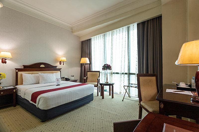 Sarrosa International Hotel and Residential Suites 5