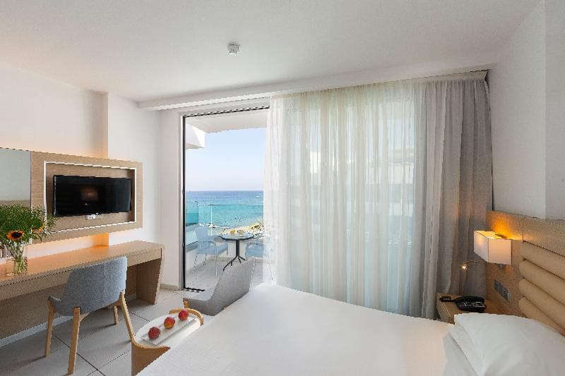 Vrissaki Beach Hotel 4