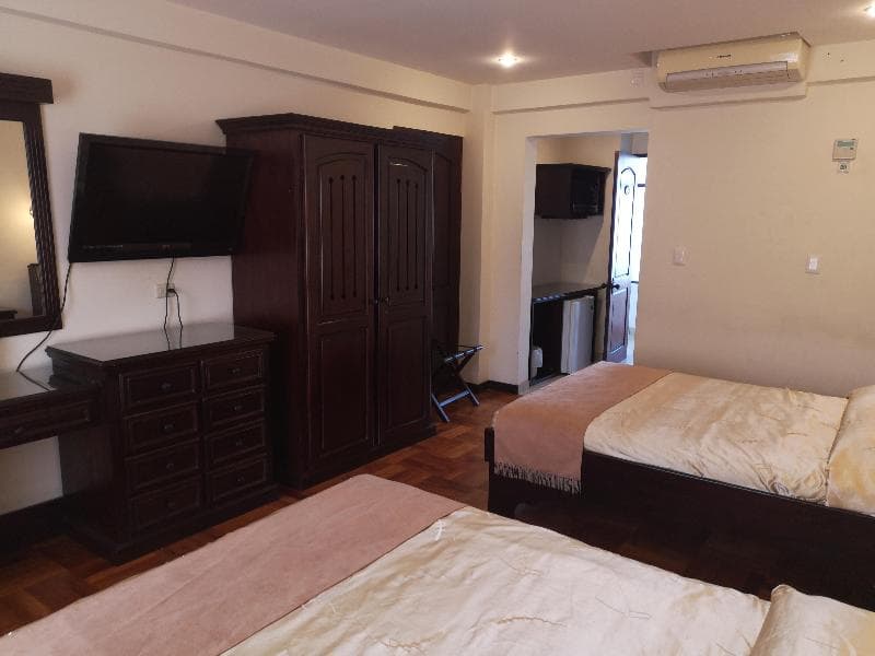 Hotel Plaza Real Suites & Apartments 4