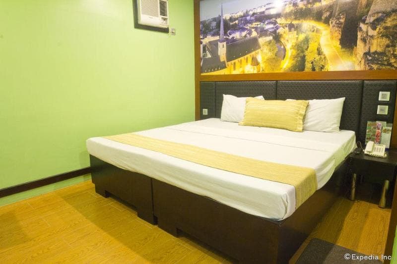 Eurotel Makati 5